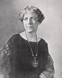 pearl curran